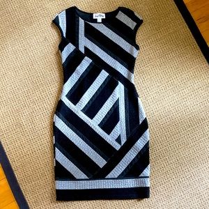 Joseph Ribkoff sleeveless sheath dress